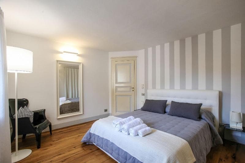 B&B Le Logge Luxury Rooms 5