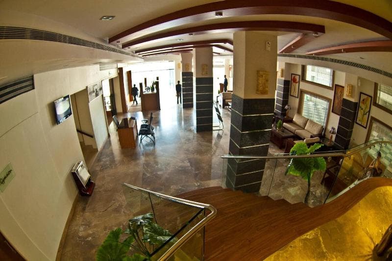 Paramount Tower 5