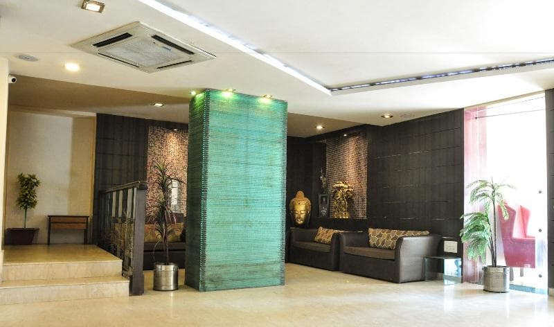 Hotel Mohan 4