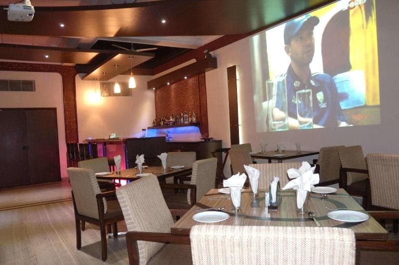 Hotel Mohan 2