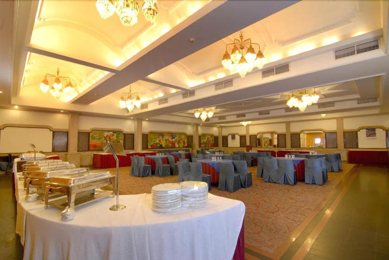 Hotel Chanakya 3