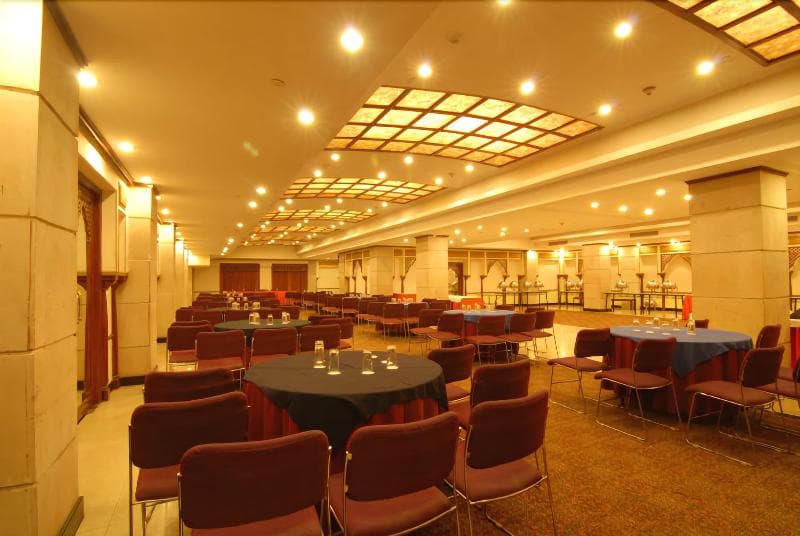Hotel Chanakya 4