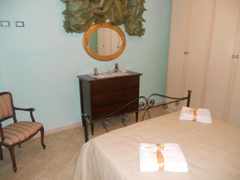 Bed & Breakfast Holiday Gli Archi 4