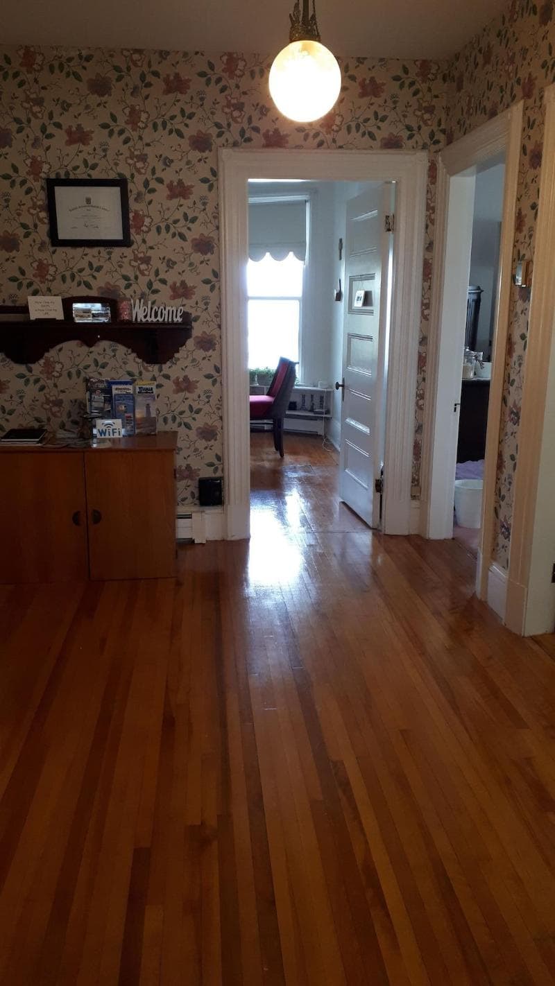 Hillside Landing B&B 3
