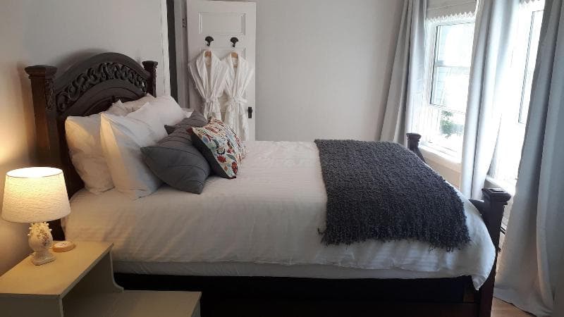 Hillside Landing B&B photo 1