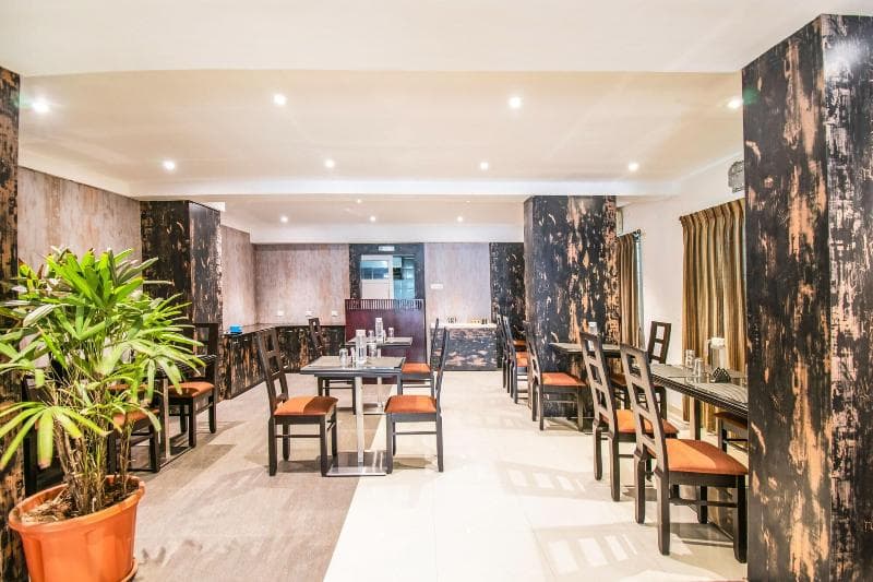 Fabhotel Jansi Deluxe Gandhipuram 5