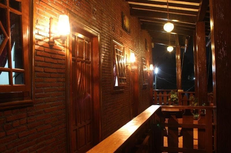 Marry Ind Vila & Guest House Gunung Kawi Malang 3
