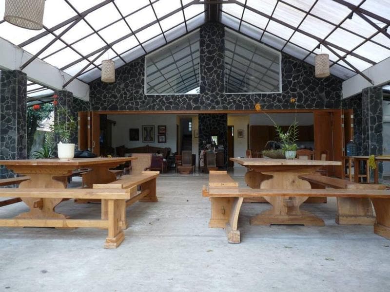 Ronia Mountain Villa Lembang main