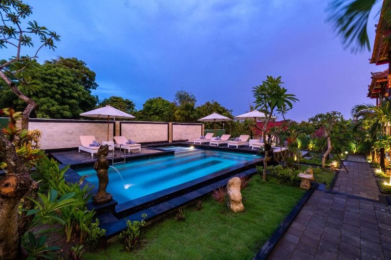 Lembongan Cempaka Villa & Restaurant main