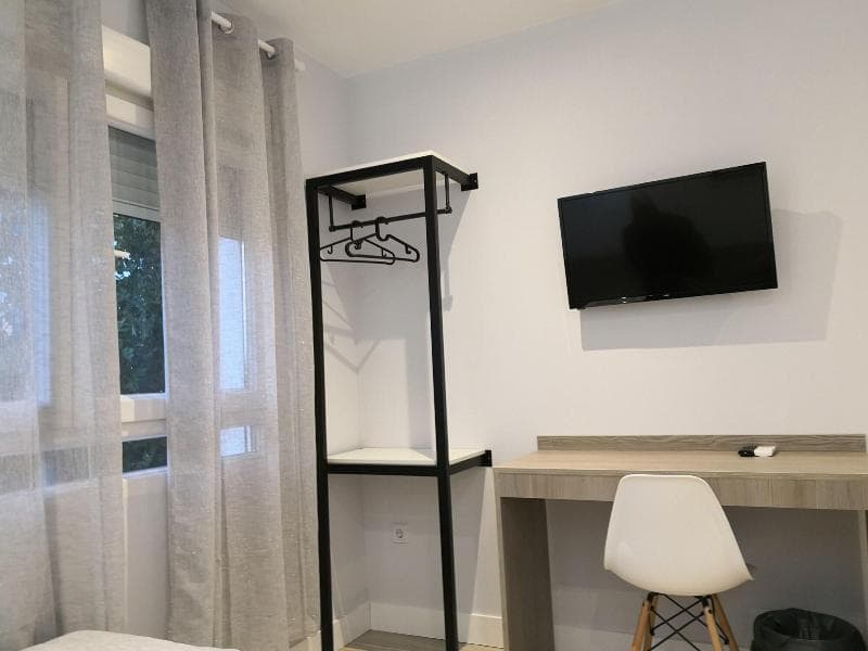 Hostal Golden Alcalá 5
