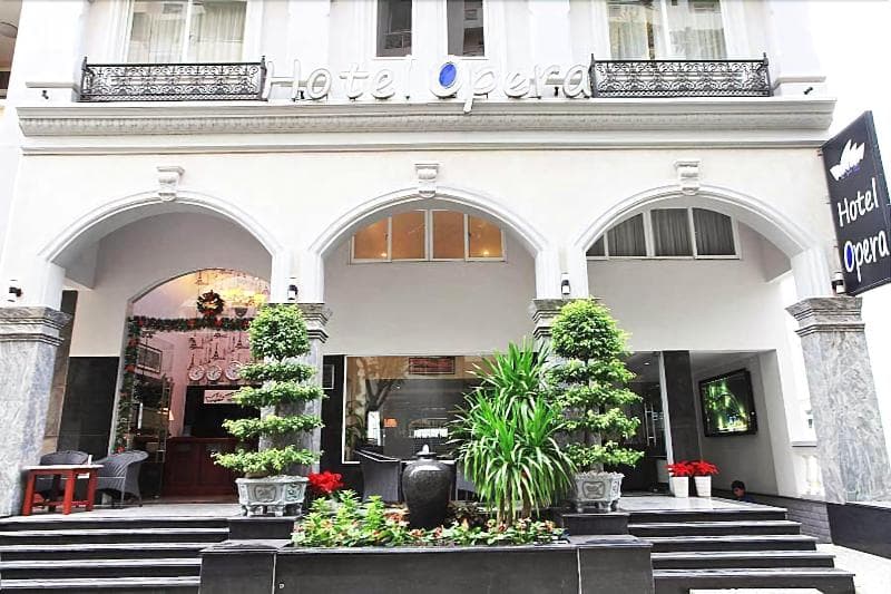 Opera Hotel 4