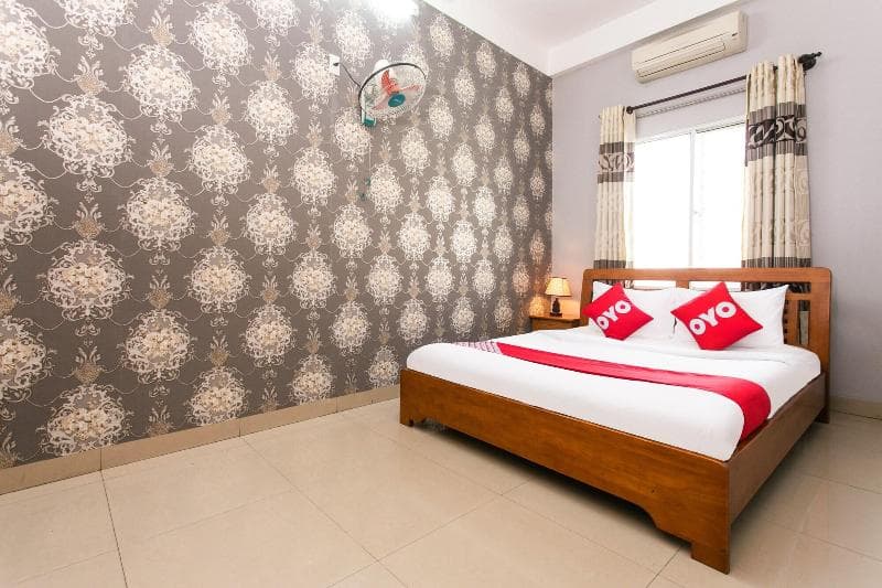 Honey Hotel 5