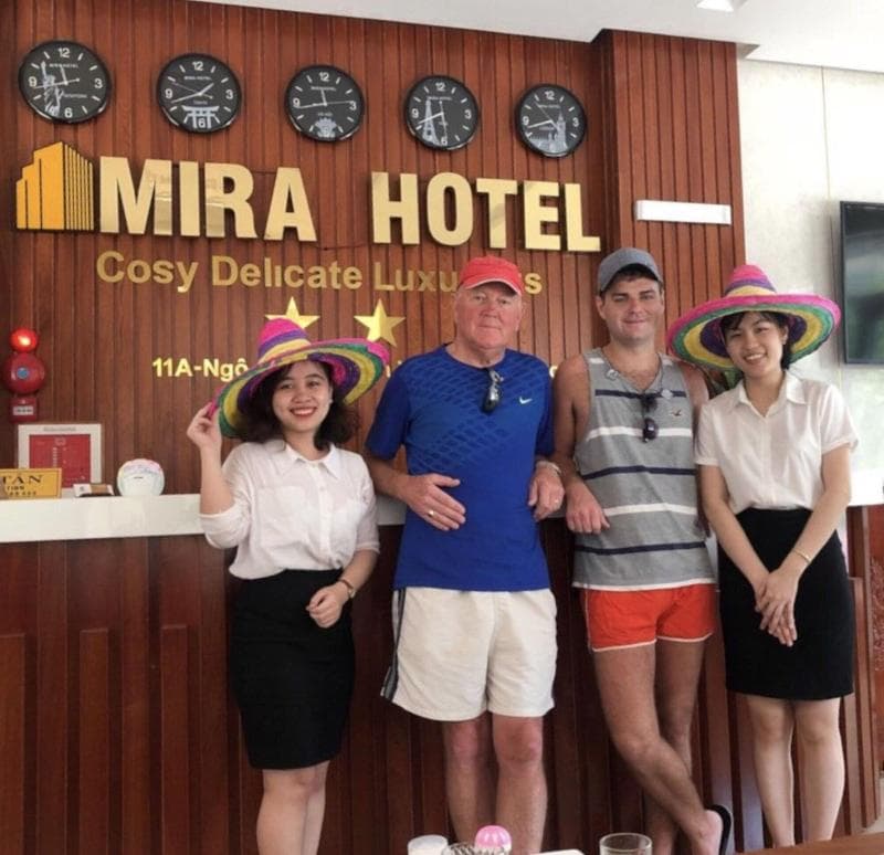 Mira Hotel 4
