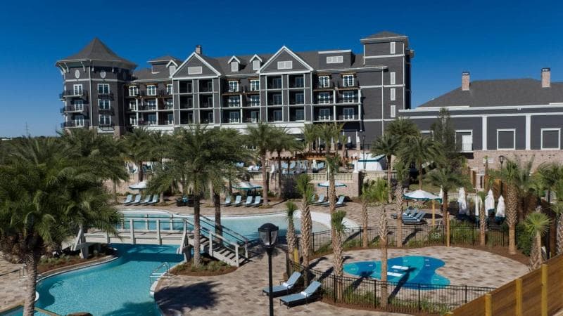 The Henderson, A Salamander Beach & Spa Resort 5