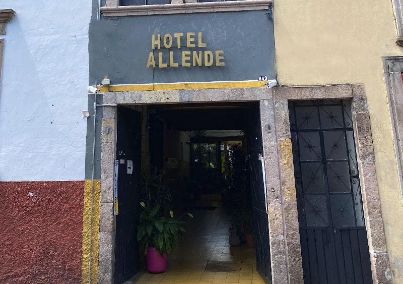 Hotel Allende Morelia 4