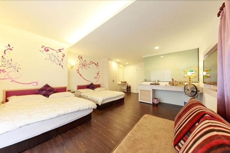 Light Dew Bed And Breakfast main