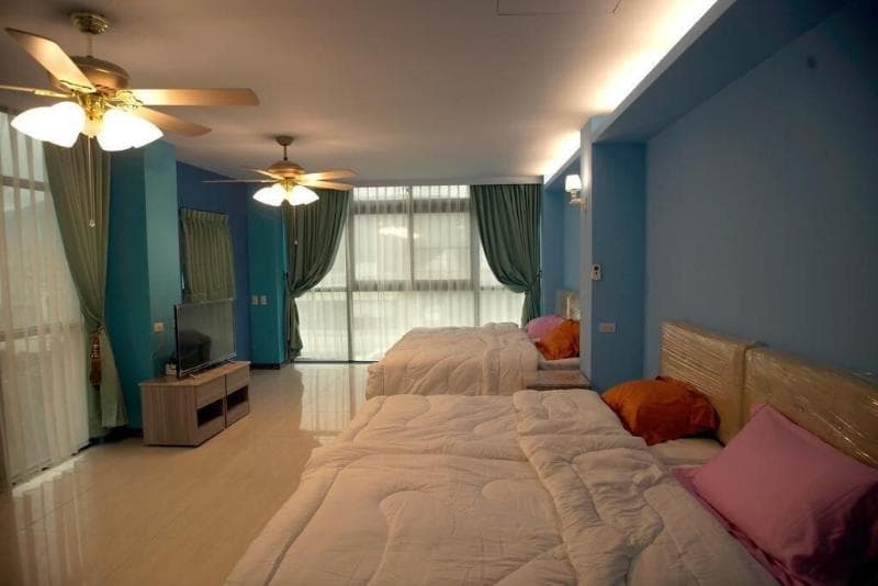 Tomorrow Cute Family Inn 3