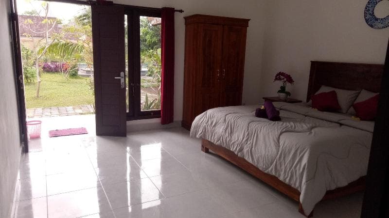 Arta Garden Guest House & Hostel 3