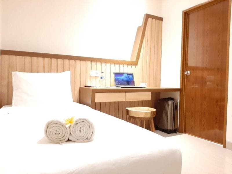 Hotel Pantes Kota Lama Semarang main