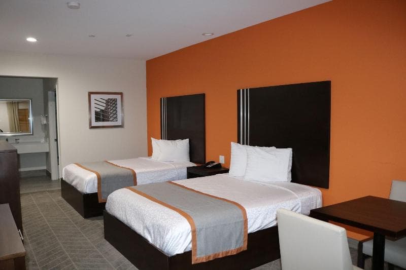 Scottish Inn & Suites Iah Airport 3