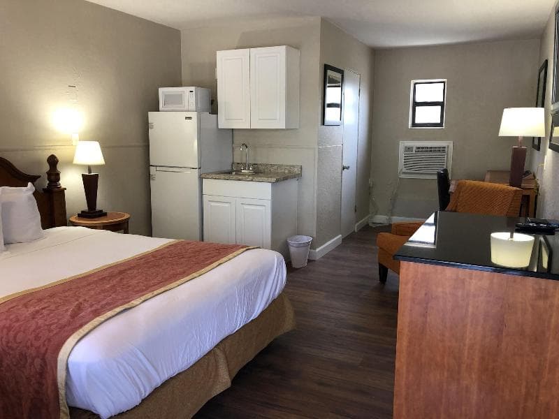 Ocala Cove Motel main