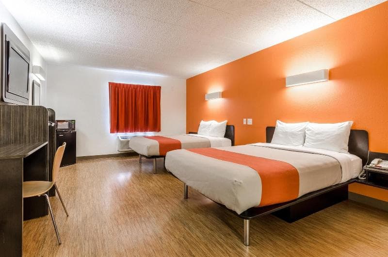 Motel 6 York 3