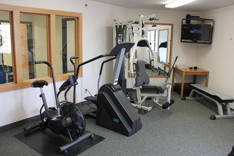 Homestead Inn & Suites Hardin photo 1