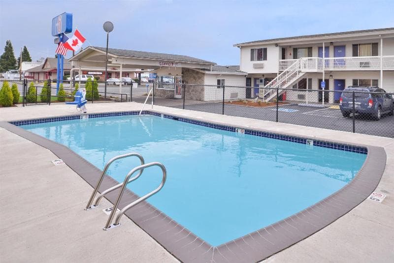 Motel 6 Salem - Expo Center main