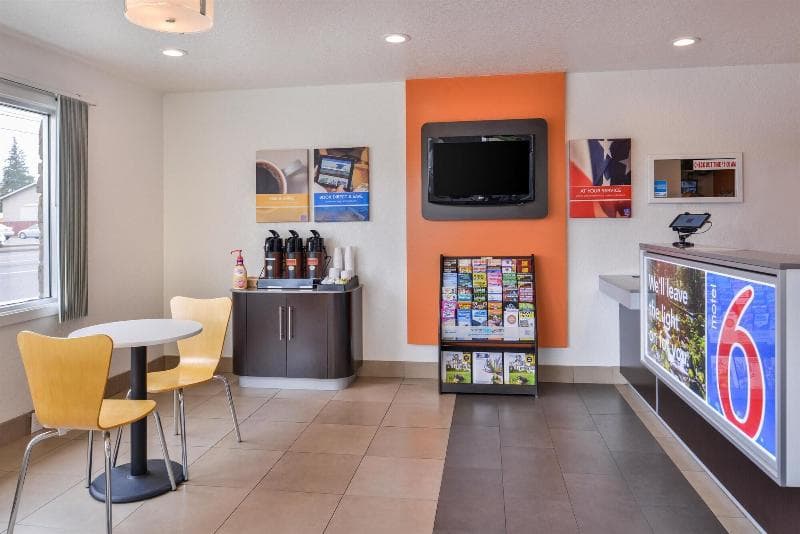 Motel 6 Salem - Expo Center photo 1