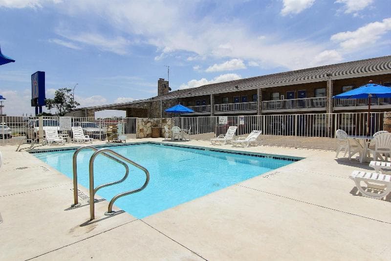 Motel 6 Austin Central - South/Univ. Of Tx 5