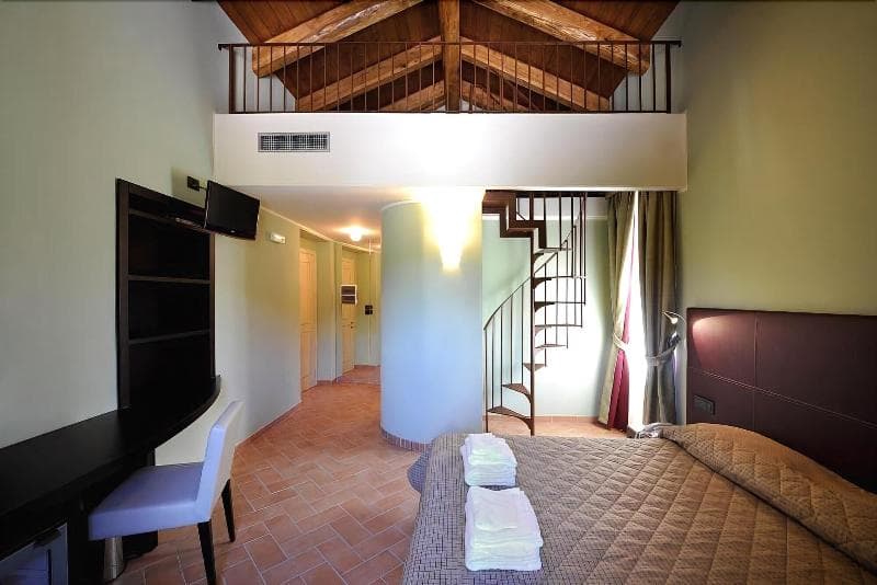 Relais Magione Papale 5