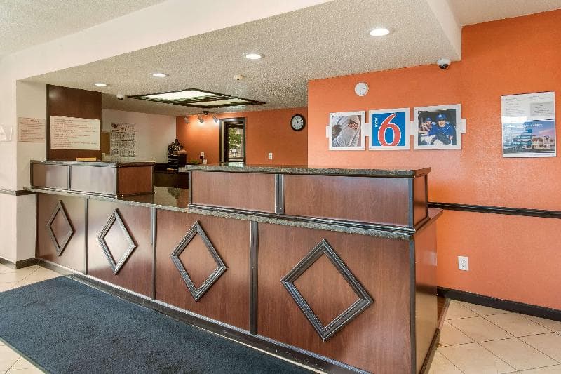 Motel 6 Grove City Ohio 3