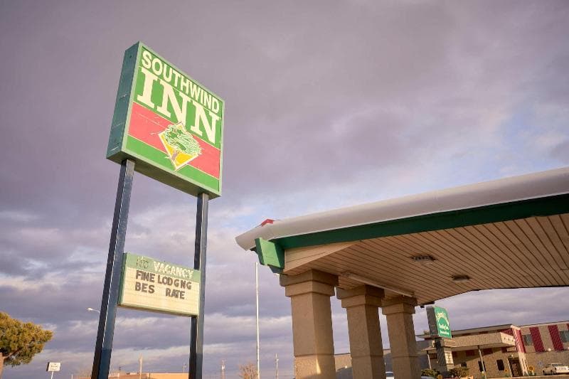 South Wind Inn 2