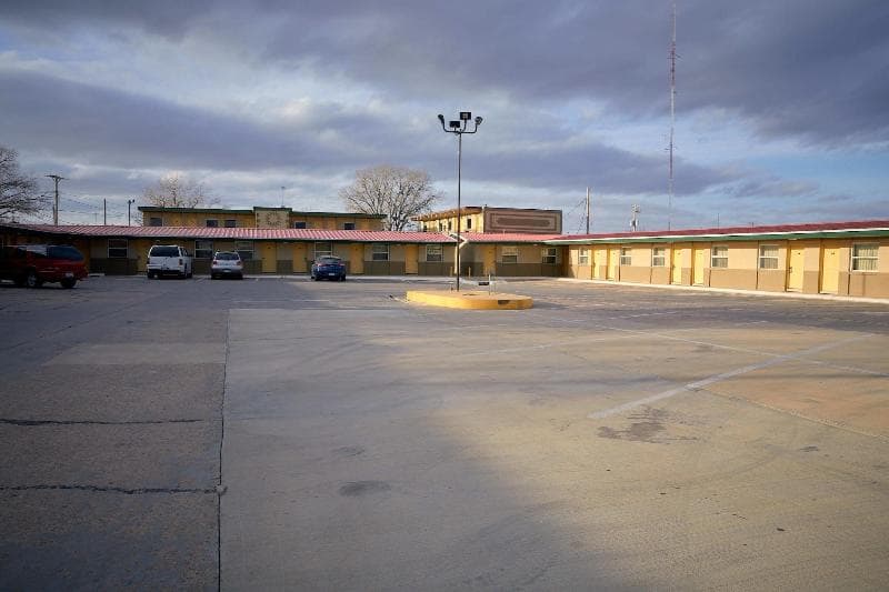 South Wind Inn 4