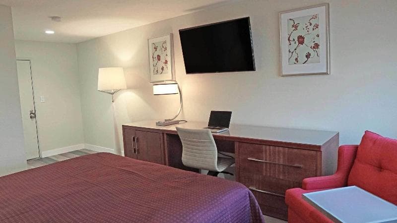 Del Mar Motel 5