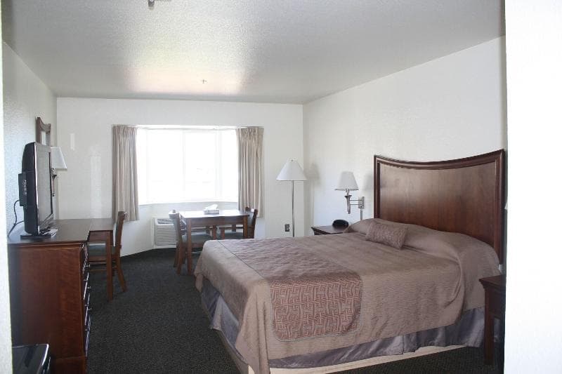 Airport Inn 3