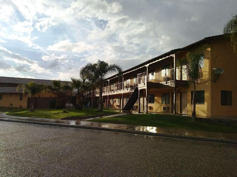 Best Economy Inn 5