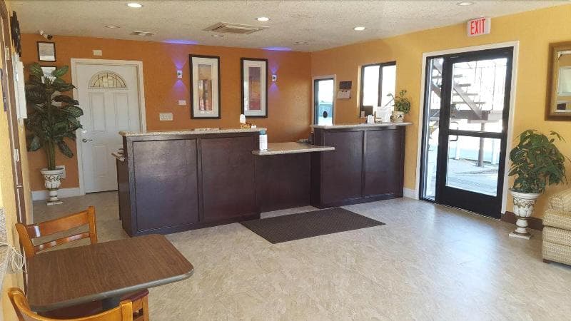 Best Economy Inn 4