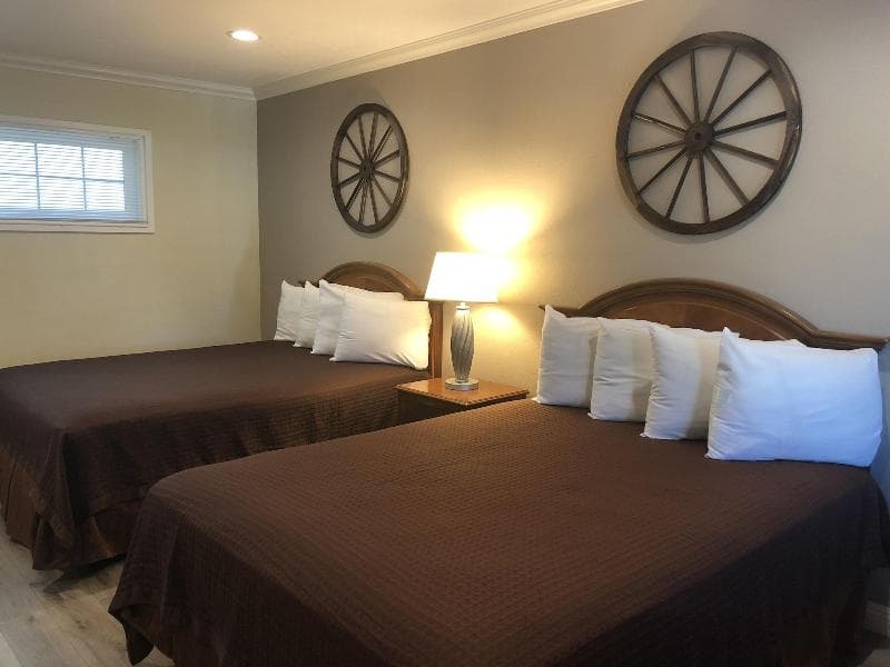 Westward Wagon Inn 3