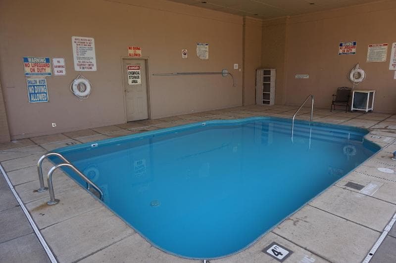 1 Life Studio And Suites main