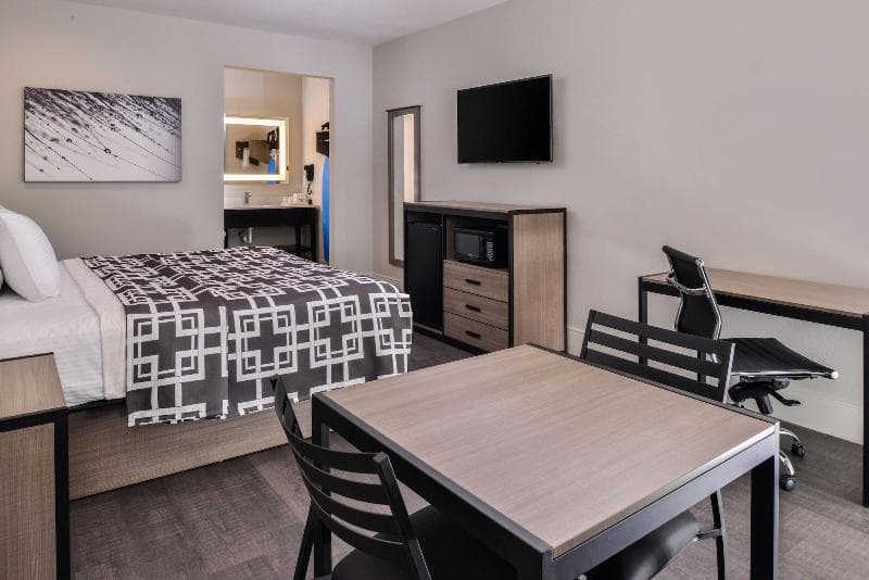Palace Inn Blue Tomball Parkway 3