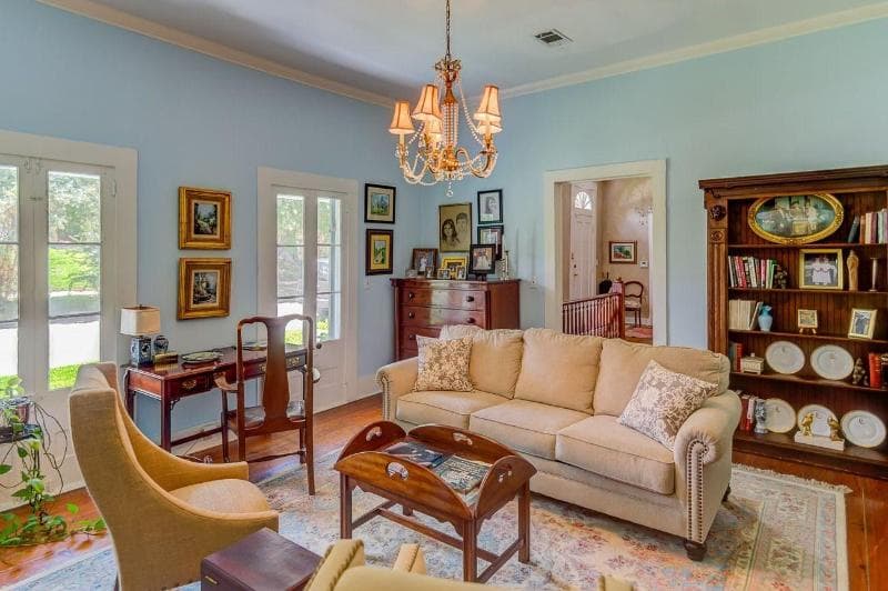 Steele Cottage 2