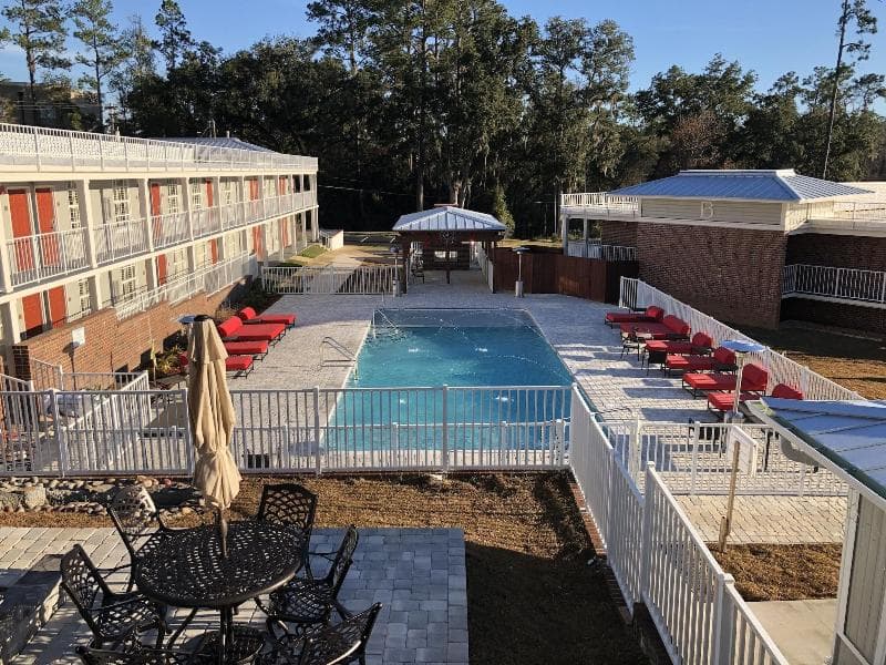 Seven Hills Suites