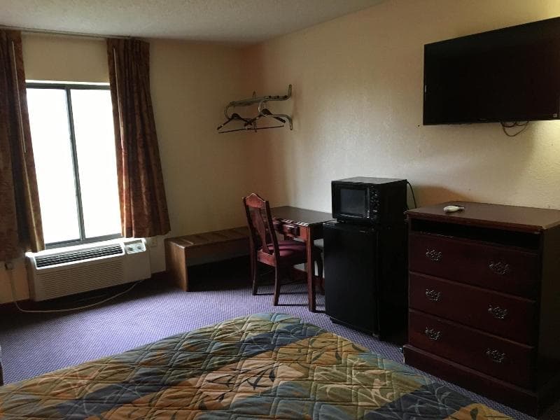 Executive Inn Pine Bluff main