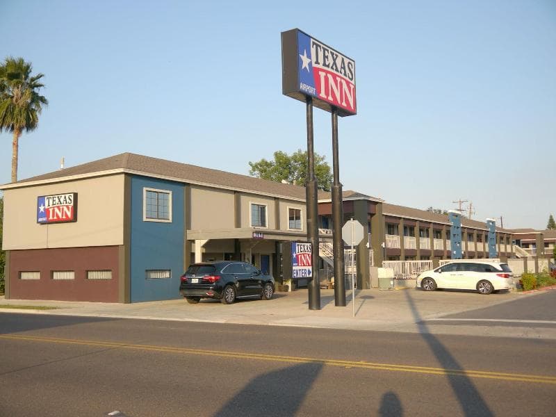 Texas Inn Aiport Mcallen 3