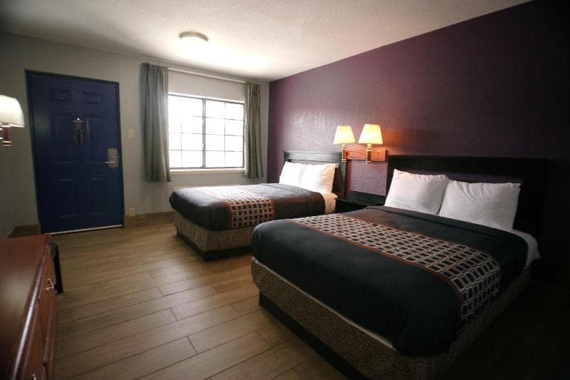 Texas Inn Aiport Mcallen 5