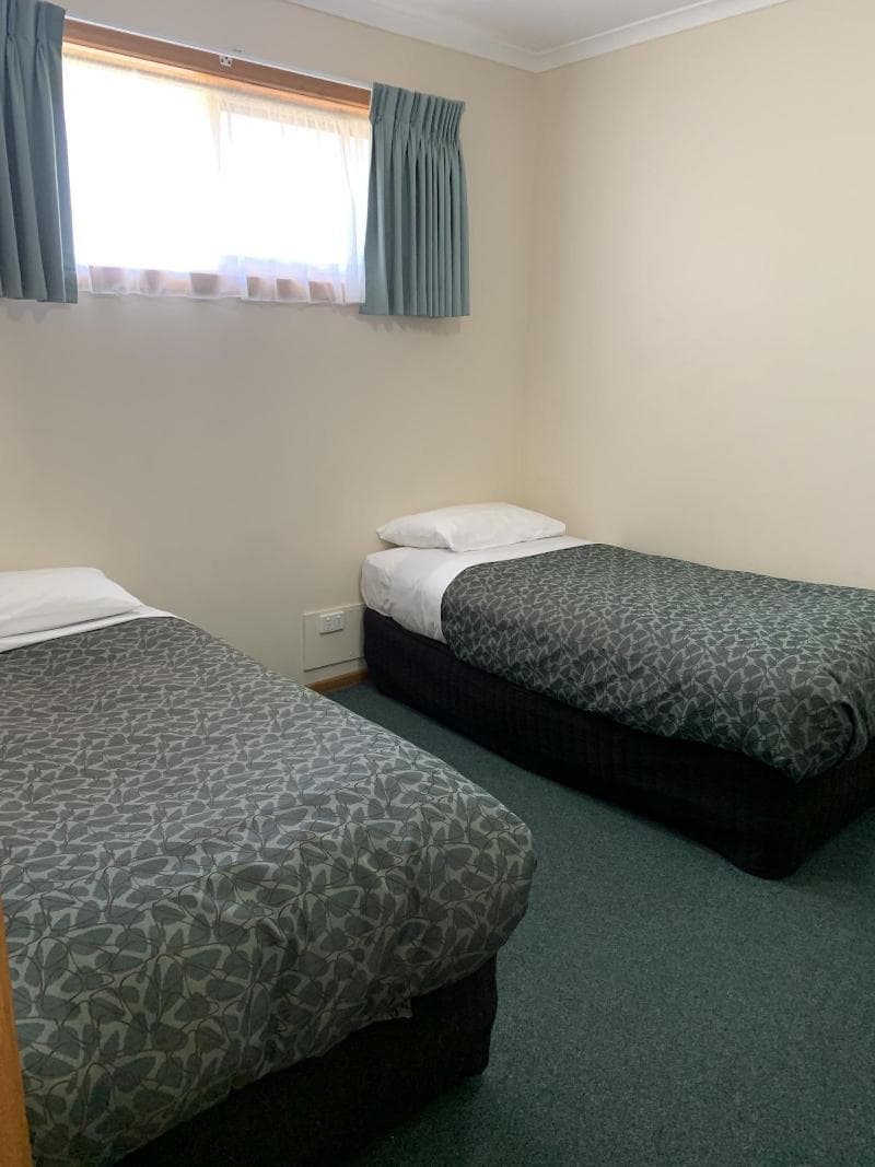 Arthur Phillip Motor Inn 5