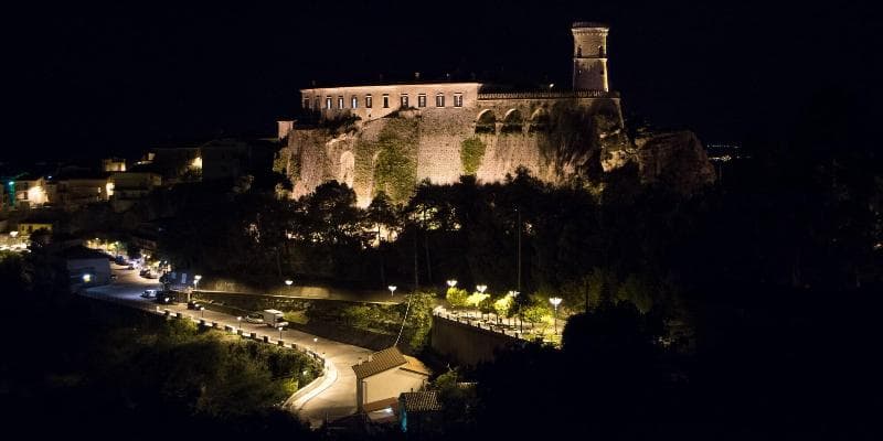 Castello Di Caccuri Suites 5