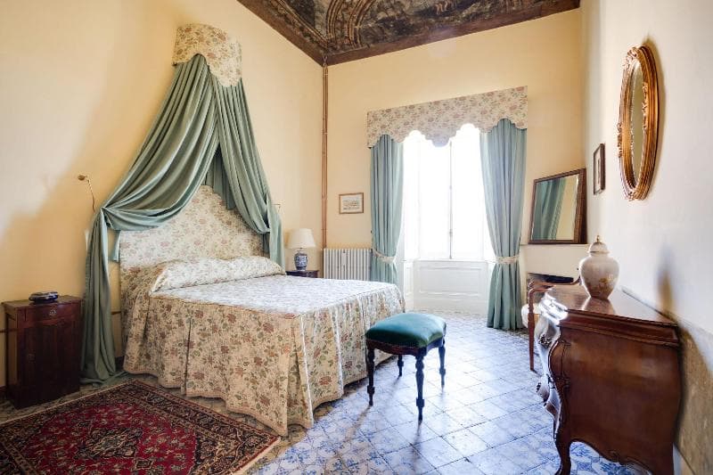 Castello Di Caccuri Suites 3