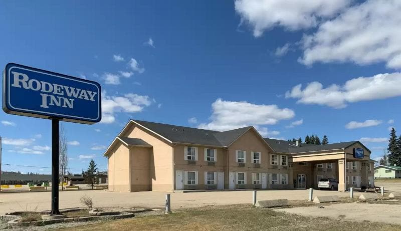 Rodeway Inn 3
